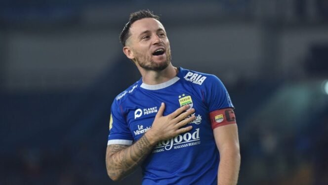 
					Kapten tim Persib, Marc Klok