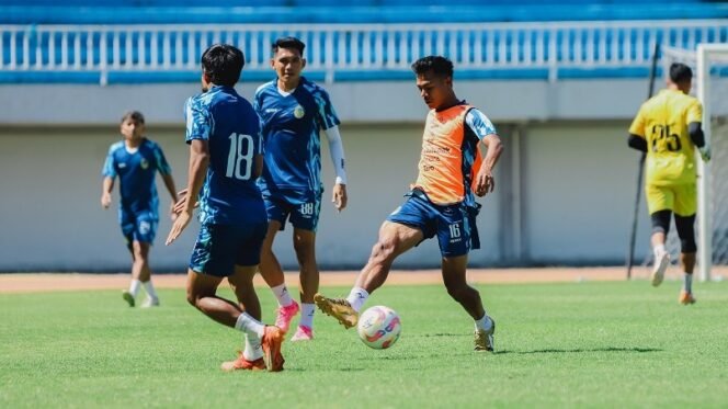 
					PSIM Kehilangan Muammar Khadafi Hingga Akhir Musim
