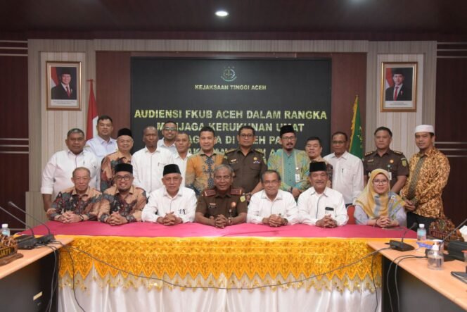 
					Plt Kajati Aceh Terima Audiensi FKUB, Perkuat Toleransi dan Harmoni Beragama di Aceh