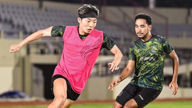 
					Zulkifli Berharap Tidak Ada Kendala Bermain Malam Bagi Persela