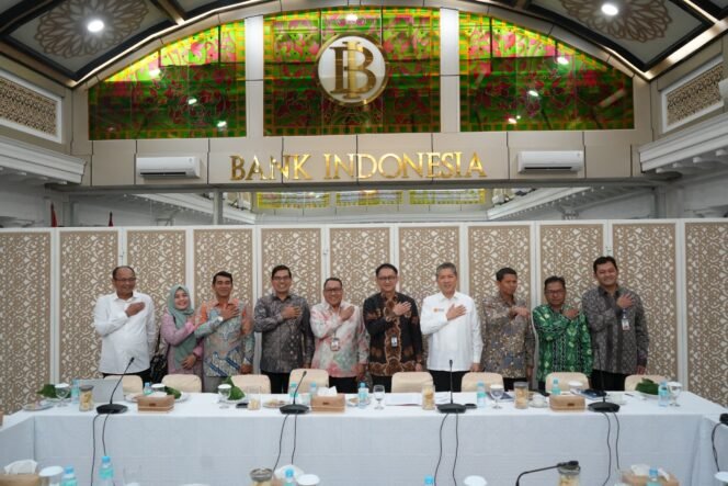 
					Rektor UIN Ar-Raniry Usulkan Program Pengembangan untuk Penerima Beasiswa BI