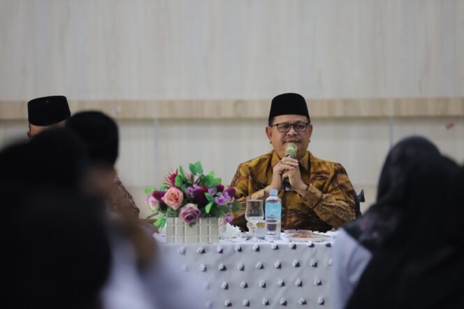 
					Kepala Bagian Tata Usaha Kantor Wilayah Kementerian Agama Provinsi Aceh, Ahmad Yani