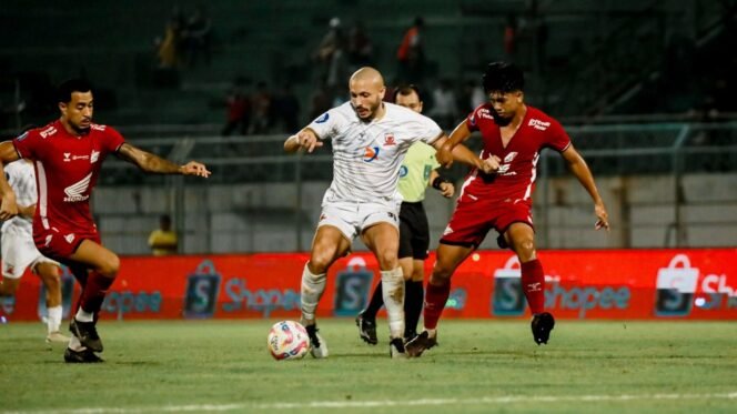 
					Alfredo Vera Beberkan Biang Kekalahan Madura United