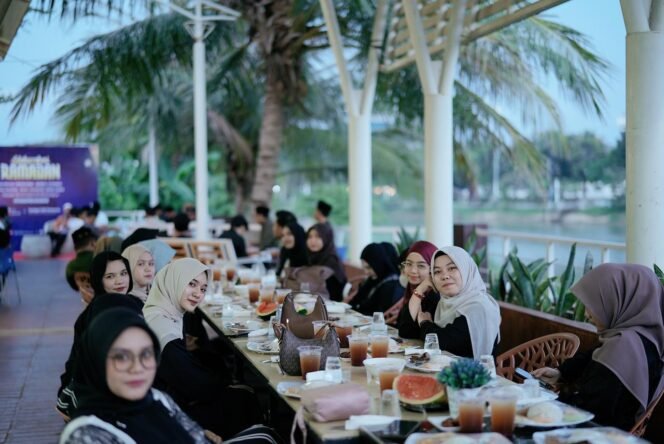 
					IPAU Gelar Silaturahmi Ramadan, Prof. Apridar Serukan Persatuan untuk Pembangunan Daerah