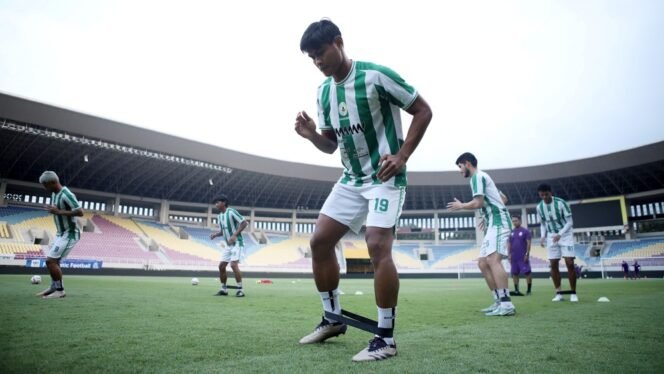 
					kapten tim PSS Sleman, Fachruddin Aryanto