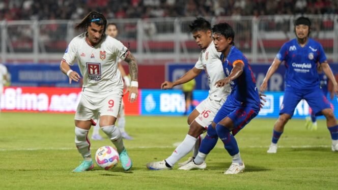 
					Malut United Taklukkan Arema FC, Imran Puas