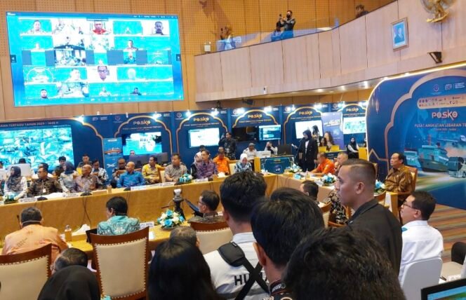 
					Kepala BMKG Dwikorita Karnawati menghadiri pembukaan Posko Pusat Angkutan Lebaran Terpadu 2025 di Kementrian Perhubungan, Jakarta, Jumat (21/3/2025)/ Jhon InfoPublik.