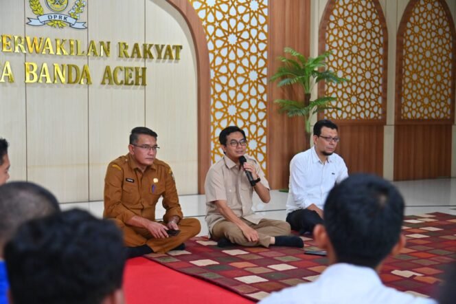 
					Cari Solusi Persoalan Guru PPPK, Dewan Banda Aceh Pertemukan Guru dan Pemerintah Kota