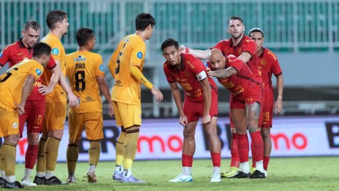 
					Persija Kecewa Dikalahkan Semen Padang