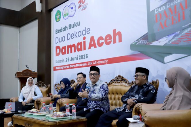 
					UIN Ar-Raniry dan BRA Bedah Buku Dua Dekade Damai Aceh