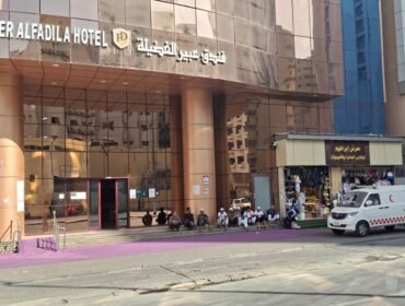  Seorang Jemaah Haji yang tergabung dalam kelompok terbang (kloter) BTJ-11 asal Kabupaten Aceh Besar, Nurbaiti Muhammad Saleh (63 tahun) meninggal dunia di Arab Saudi.
