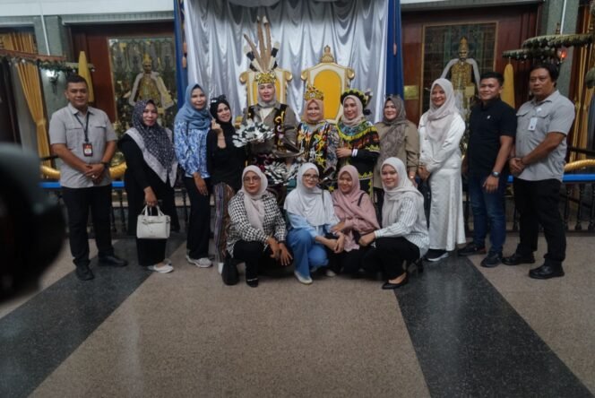 
					Berkunjung ke Kalimantan Barat Marlina Usman Sapa Hangat Warga Aceh di Samarinda