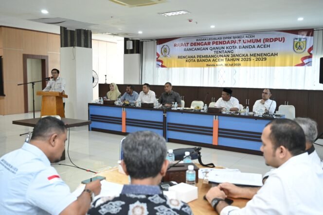 
					Gelar RDPU Raqan RPJM, Banleg DPRK Banda Aceh Serap Masukan Publik