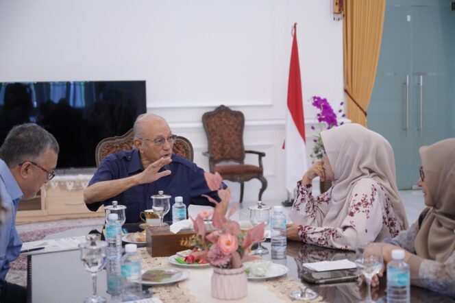 
					Wali Nanggroe Dukung Sawit Aceh Tembus Pasar Internasional