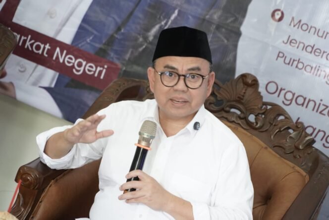 
					Ketua Institut Harkat Negeri, Sudirman Said,