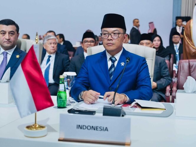 
					Menteri Luar Negeri Republik Indonesia Sugiono pada Konferensi Tingkat Tinggi (KTT) Darurat Arab–Islam di Doha, Qatar, Senin (15/9/2025). Foto: Dok.Kemlu RI