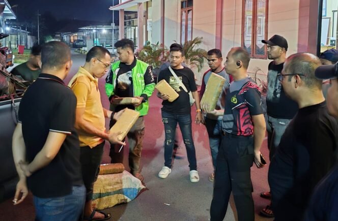 
					Polres Bireuen Berhasil Ungkap Kasus Narkotika, Satu Pelaku dan 154 Kg Ganja Diamankan