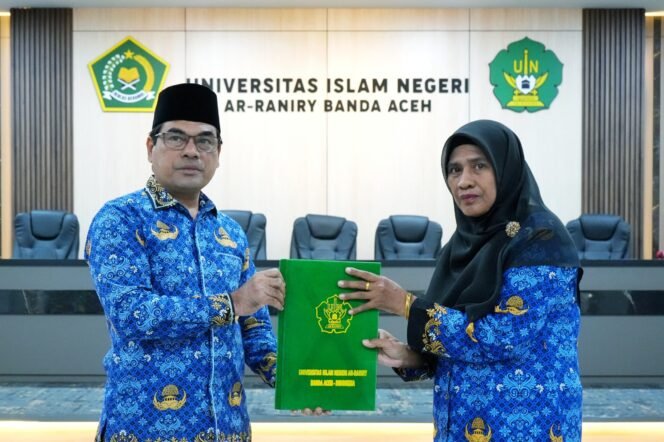 
					Dari Anak Nelayan hingga Guru Besar Filsafat Islam Klasik: Kisah Inspiratif Prof Juwaini