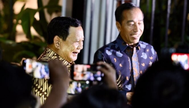 
					Presiden Prabowo Subianto dan Presiden ke-7 RI Joko Widodo (Jokowi). (Foto: Tim Media Prabowo)