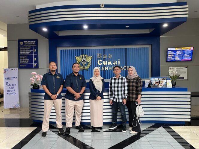 
					Percepat Ekspor Gondorukem, PT Rosin Trading Internasional Temui Bea Cukai Aceh