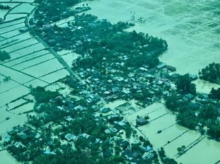 Wilayah terdampak bencana di Provinsi Aceh dari pantauan udara yang didokumentasikan pada Minggu, 7 November 2025. Foto: BPMI Setpres/Cahyo