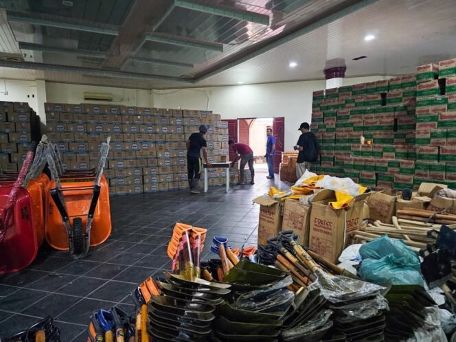 
					KONI Aceh Buka Posko Peduli, Salurkan 30 Ton Bantuan untuk Korban Banjir dan Longsor