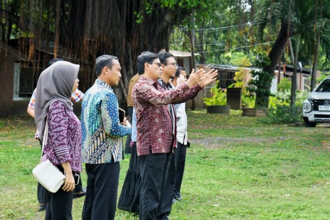 
					Bappenas dan Kemenag Tinjau Rencana Pembangunan Kampus UIN Ar-Raniry