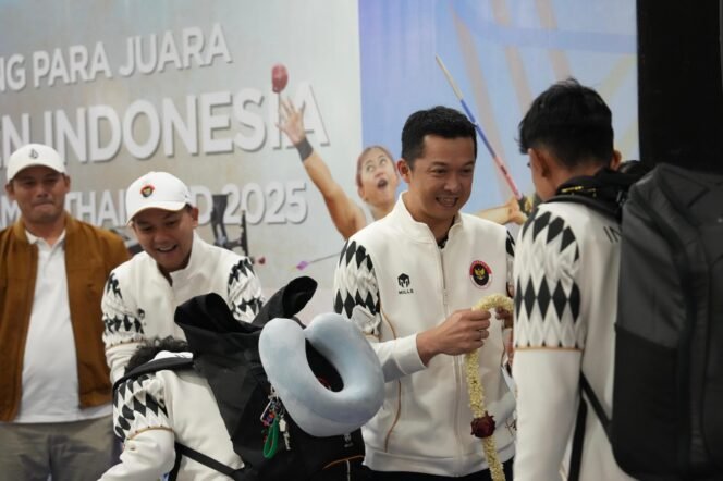 
					Kontingen Indonesia menuntaskan kiprahnya di ASEAN Para Games 2025 Thailand dengan menempati peringkat kedua klasemen akhir, setelah meraih 135 medali emas, 143 perak, dan 114 perunggu. Capaian ini melampaui target yang ditetapkan pemerintah dan menegaskan daya saing atlet disabilitas Indonesia di kawasan Asia Tenggara./Foto NPC Indonesia