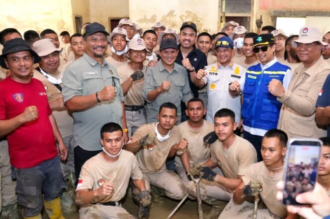 
					Wagub Aceh Dampingi Mendagri Pimpin Apel Satgas Percepatan Pemulihan Pascabencana di Aceh Tamiang