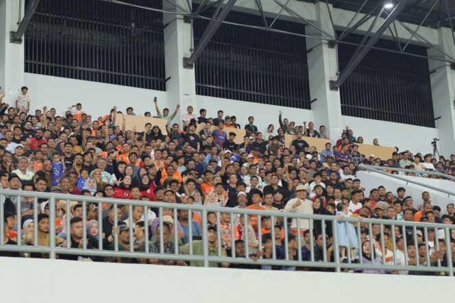 
					Stadion H. Dimurthala, Lampineung