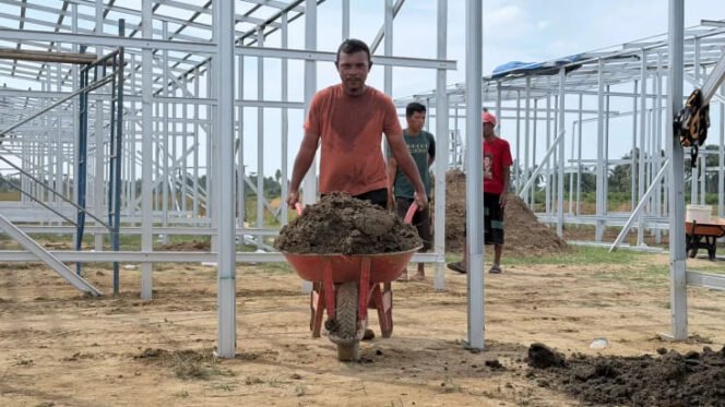 
					Badan Nasional Penanggulangan Bencana (BNPB) mempercepat pembangunan hunian sementara (huntara) bagi warga terdampak banjir di Kabupaten Aceh Utara, Aceh. Foto/Dok BNPB