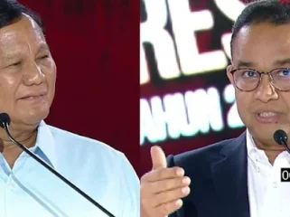 Prabowo Subianto dan Anies Baswedan saat debat capres 2024. (Foto: RMOL)

