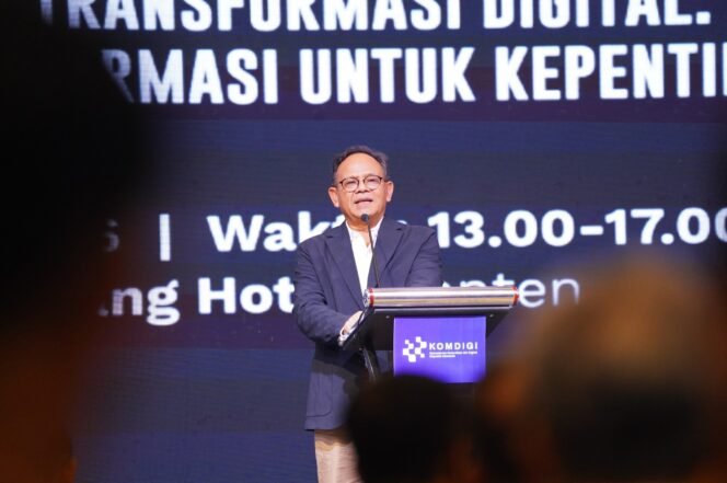 
					Ketua Dewan Pers Prof. Komaruddin Hidayat pada Konvensi Nasional Media Massa Hari Pers Nasional (HPN) 2026 di Serang, Banten, Minggu (8/2/2026). (Foto: Amiri Yandi/InfoPublik)