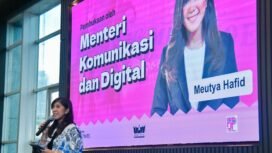 Menkomdigi Meutya Hafid menyampaikan sambutan dalam Pemutaran dan Diskusi Film 3 Wajah Rohanna Koeddoes di Kantor IDN, Kuningan Barat, Jakarta Selatan, Jumat (06/02/2026). (Foto: Pey HS/Komdigi)