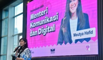 Menkomdigi Meutya Hafid menyampaikan sambutan dalam Pemutaran dan Diskusi Film 3 Wajah Rohanna Koeddoes di Kantor IDN, Kuningan Barat, Jakarta Selatan, Jumat (06/02/2026). (Foto: Pey HS/Komdigi)