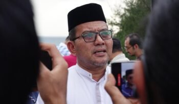 Kepala Kantor Wilayah Kementerian Agama Provinsi Aceh, Drs H Azhari MSi