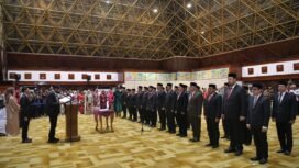 Gubernur Aceh, Muzakir Manaf melaksanakan pengambilan sumpah dan melantik pejabat pimpinan tinggi pratama Eselon II dilingkungan Pemerintah Aceh, Banda Aceh, Anjong Monmata, Jumat, 27/02/2026