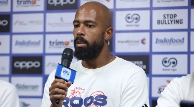 Penyerang PSM Makassar, Alex Tank