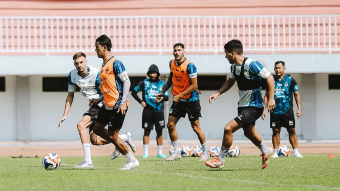 
					Dijamu Bhayangkara FC, Kekuatan PSIM Dipastikan Pincang