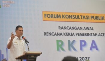 Sekretaris Daerah Aceh, M. Nasir, S.IP, M. SI membuka forum Konsultasi Publik Rancangan  Awal rencana kerja Pemerintah Aceh Tahun 2027 di Aula Hotel Grand Nanggroe Aceh, Banda Aceh, 8/4/2026