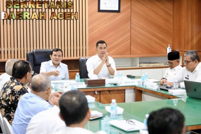 
					Pemerintah Aceh Sertakan Para Guru Besar Bahas Perubahan UUPA