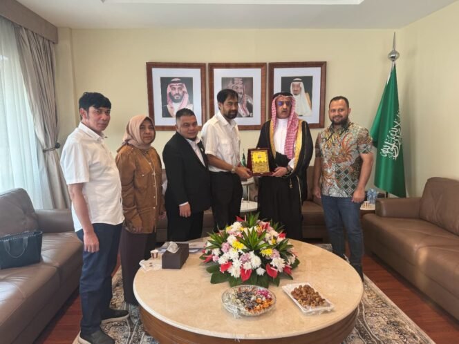 
					Ikut Kembangkan Pendidikan Aceh, Mualem Ucapkan Terimakasih kepada Arab Saudi