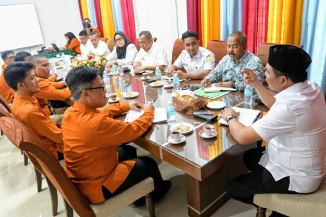 
					Bupati Aceh Besar Tegaskan DTSEN Harus Mencerminkan Kondisi Riil Masyarakat