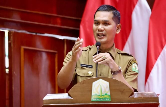 
					Sekretaris Daerah (Sekda) Aceh M Nasir Syamaun
