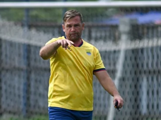 Asisten pelatih Igor Tolic