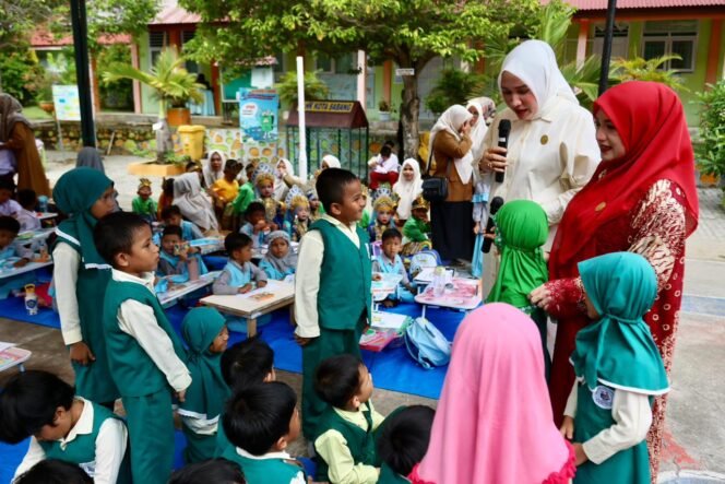
					Kak Na: Makan Ikan Sehat, Kuat dan Cerdas