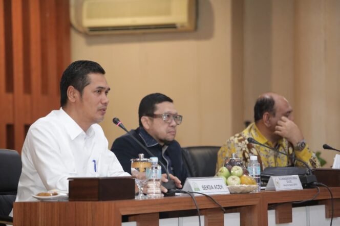 
					Pemerintah Aceh Dorong Penguatan Otsus dalam Revisi UUPA untuk Percepat Penurunan Kemiskinan