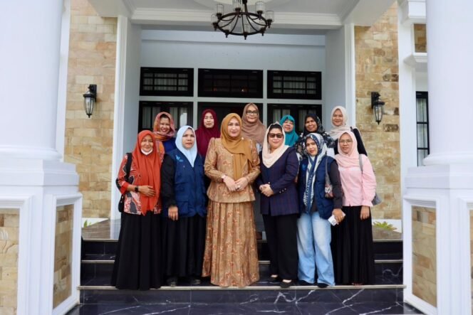 
					Gelar Pendidikan Perdamaian, Kak Na Apresiasi IWPG