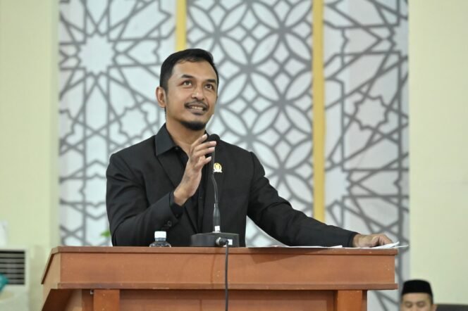 
					Teuku Arief Khalifah