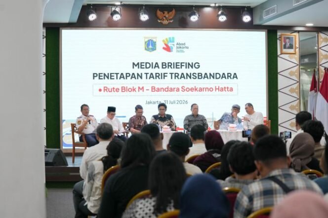 
					Kepala Dinas Perhubungan DKI Jakarta, Budi Awaluddin, di Jakarta, Jumat (31/7/2026) saat temu media penetapan tarif Transbandara. (Pemprov DKI Jakarta)